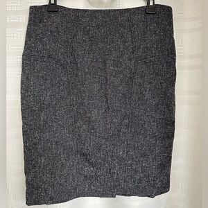 The Limited Collection Gray Tweed Pencil Skirt – Size 10